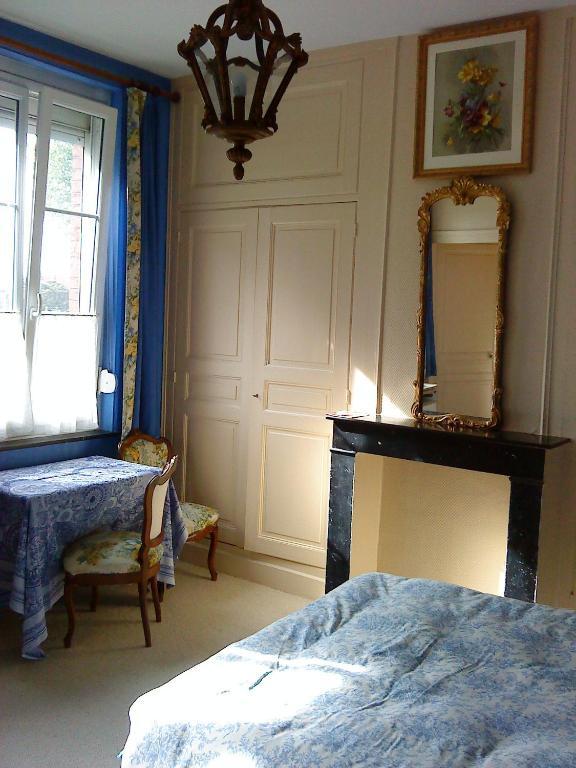 אראס Chambres D'Hotes Intra Muros מראה חיצוני תמונה